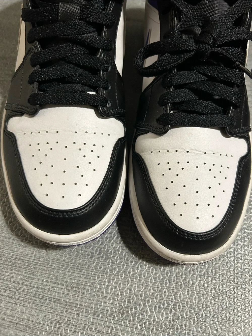 🔥 Nike Air Jordan 1 Mid Dark Iris — Men’s Size 9